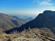 37 Ripida salita per il Costone